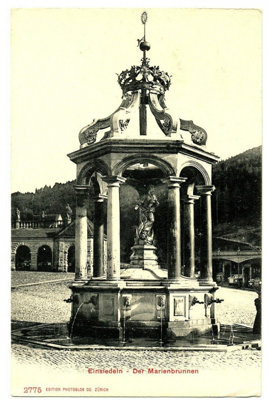 Carte postale ancienne Central switzerland einsiedein der marienbrunnen