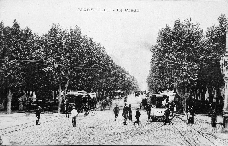 Carte postale ancienne Marseille le Prado à Marseille