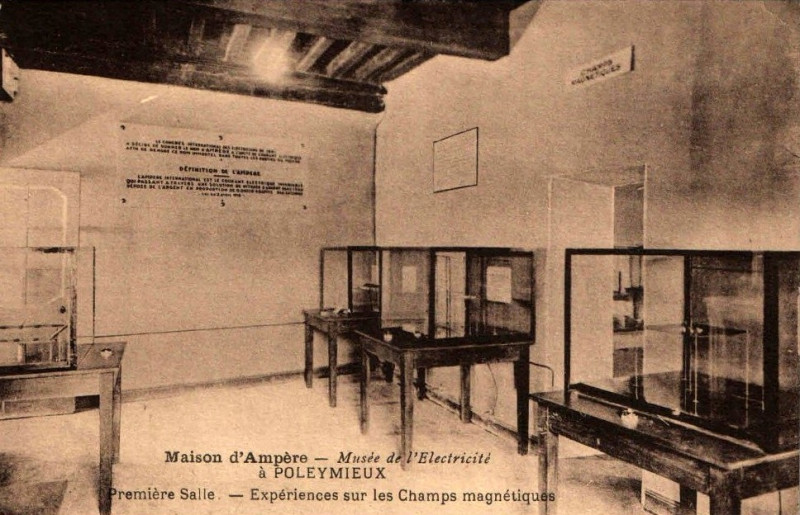 Carte postale ancienne Poleymieux (Rhône) - Musée Ampère 22