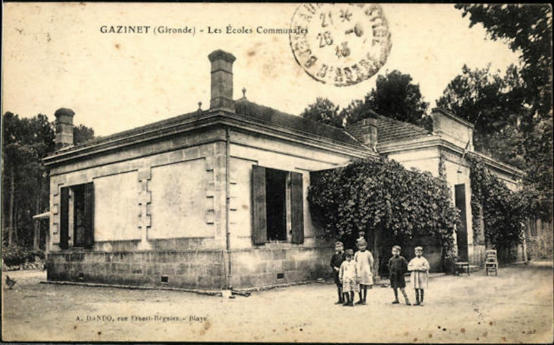 Carte postale ancienne Gazinet - Ecoles 1