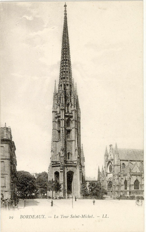Carte postale ancienne Bordeaux - Tour Saint-Michel 3
