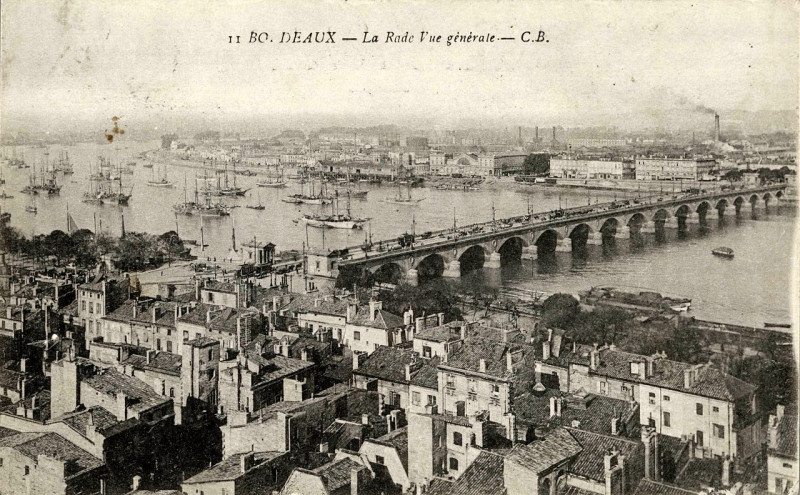 Carte postale ancienne Bordeaux - La Rade - vue générale à Bordeaux
