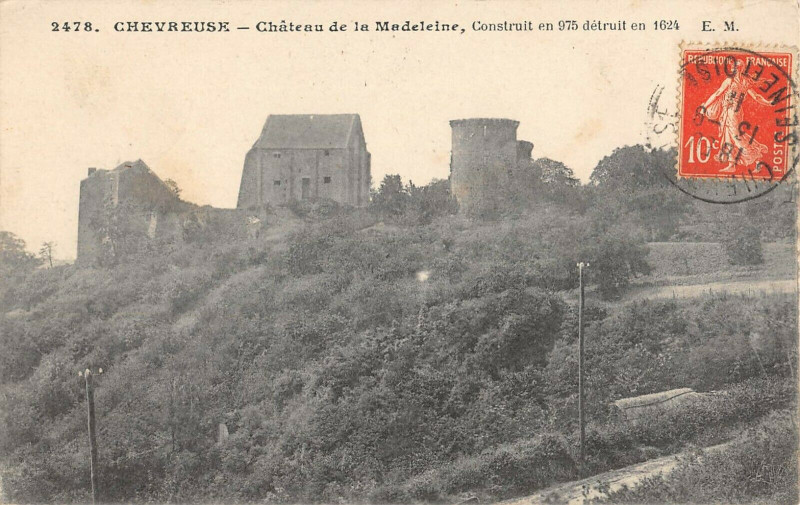 Carte postale ancienne Chevreuse Chateau De La Madeleine à Chevreuse