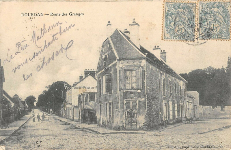 Carte postale ancienne Dourdan Route Des Granges (cliché pas courant à Dourdan