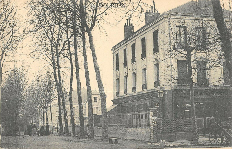 Carte postale ancienne Dourdan Cafe De La Gare à Dourdan