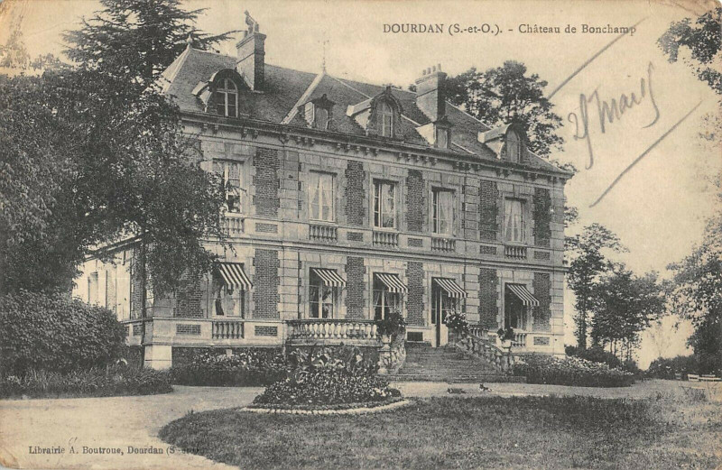 Carte postale ancienne Dourdan Chateau De Bonchamp à Dourdan
