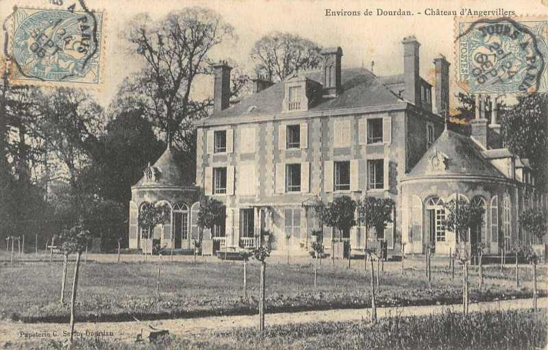 Carte postale ancienne Env.de Dourdan Le Chateau D'Angervillers à Angerville