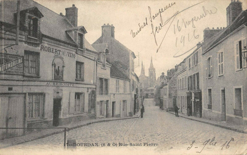 Carte postale ancienne Dourdan Rue Saint Pierre à Dourdan