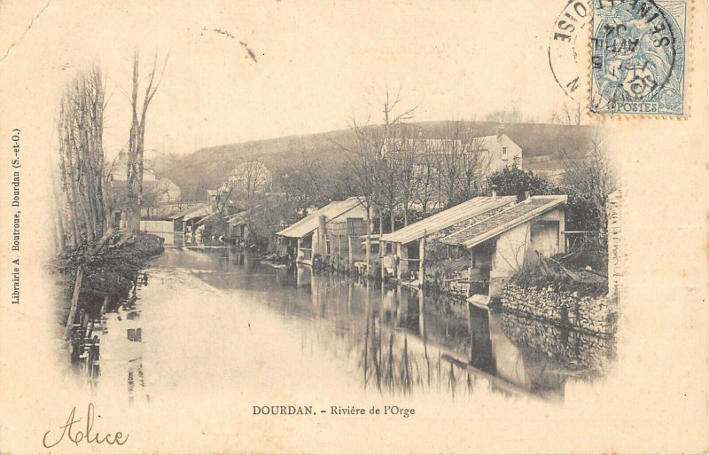 Carte postale ancienne Dourdan Riviere De L'Orge à Dourdan