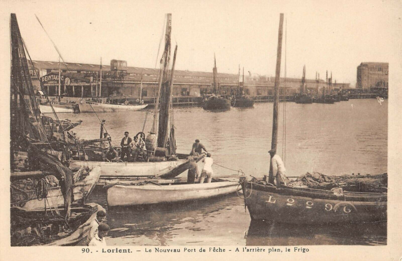 Carte postale ancienne Lorient Le Nouveau Port De Peche à Lorient