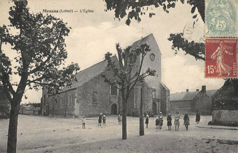 Carte postale ancienne Messas L'Eglise à Messas