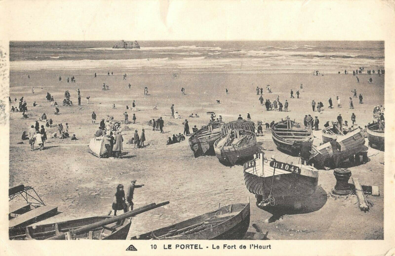 Carte postale ancienne Le Portel Fort De L'Heurt au Portel