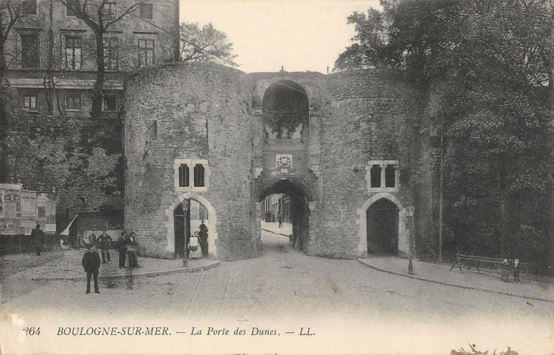Carte postale ancienne Boulogne Sur Mer La Porte Des Dunes à Boulogne-sur-Mer