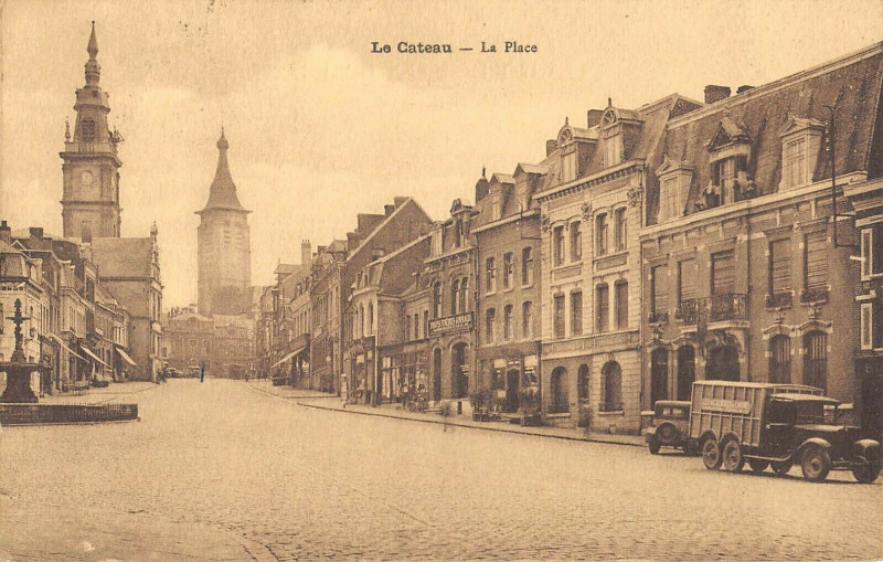 Carte postale ancienne Le Cateau La Place