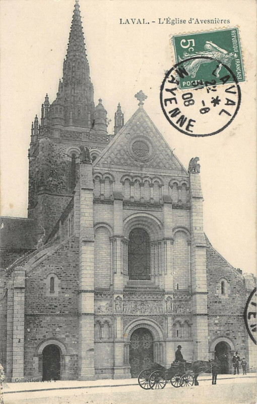 Carte postale ancienne 52 Laval Eglise D'Avesnieres à Laval