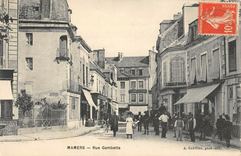 Carte postale ancienne Mamers Rue Gambetta à Mamers