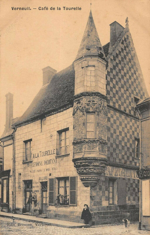 Carte postale ancienne Verneuil Cafe De La Tourelle