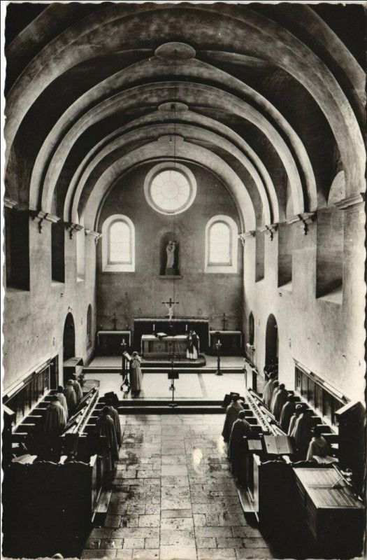 Carte postale ancienne Abbaye de Tamie - La Grande-Messe Conventuelle