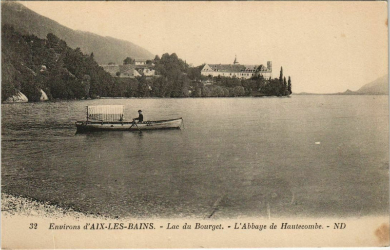 Carte postale ancienne Aix-les-Bains Environs - Lac du Bourget - L'Abbaye de Hautecombe à Aix-les-Bains