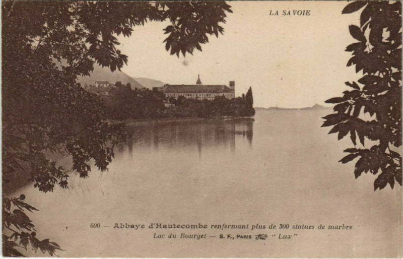 Carte postale ancienne Aix-les-Bains Abbaye d'Hautecombe - Lac du Bourget à Aix-les-Bains