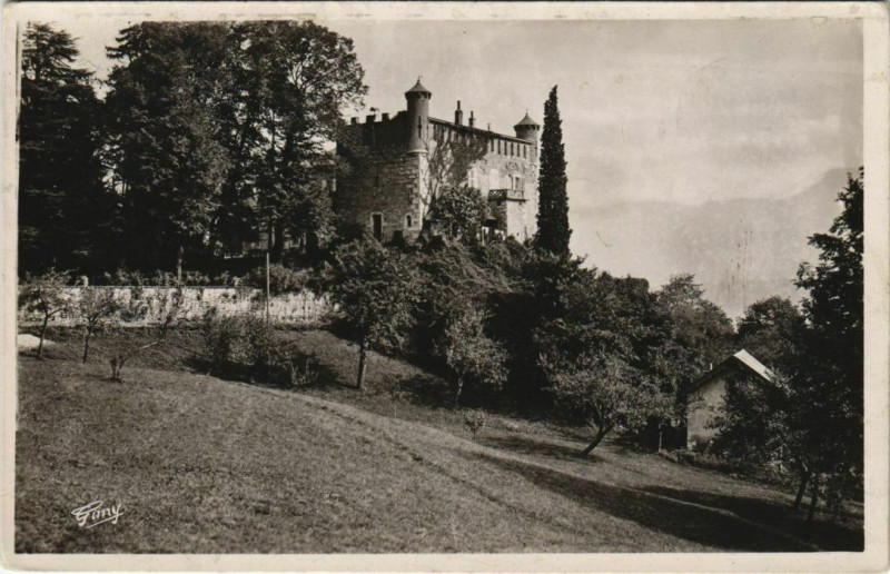 Carte postale ancienne Bourdeau Chateau de Bourdeau - Lac du Bourget et Mont Revard à Bourdeau