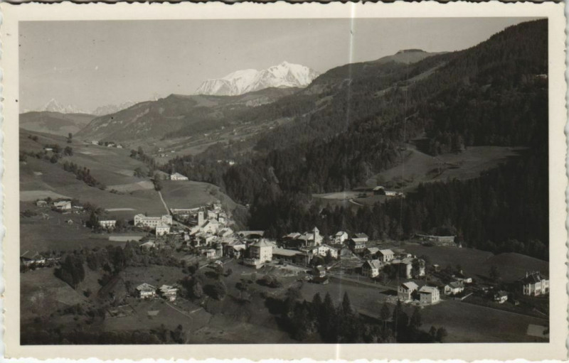 Carte postale ancienne Savoie - View of a Village