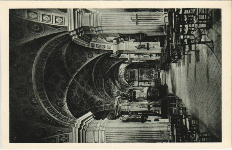 Carte postale ancienne Albertville Conflans - Interieur de l'Eglise à Albertville