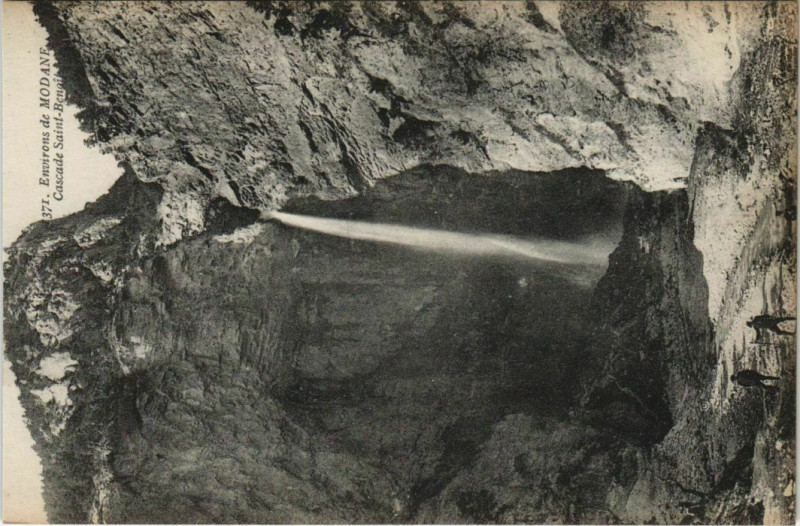 Carte postale ancienne Modane Environs - Cascade Saint-Benoit à Modane