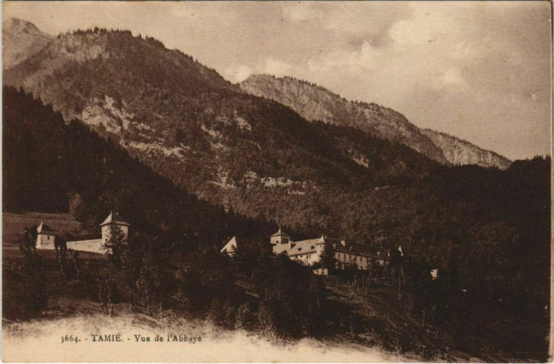Carte postale ancienne Tamie - Vue de l'Abbaye