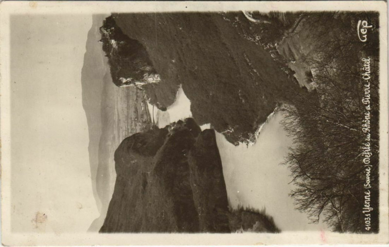 Carte postale ancienne Yenne Defile du Rhone et Pierre-Chatel à Yenne