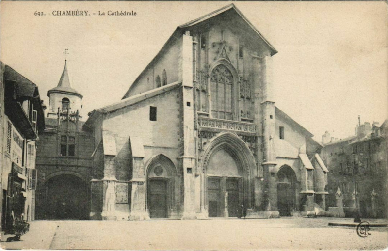 Carte postale ancienne Chambery La Cathedrale