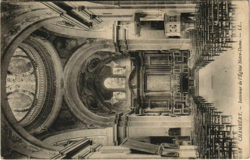 Carte postale ancienne Chambery Interieur de l'Eglise Notre-Dame