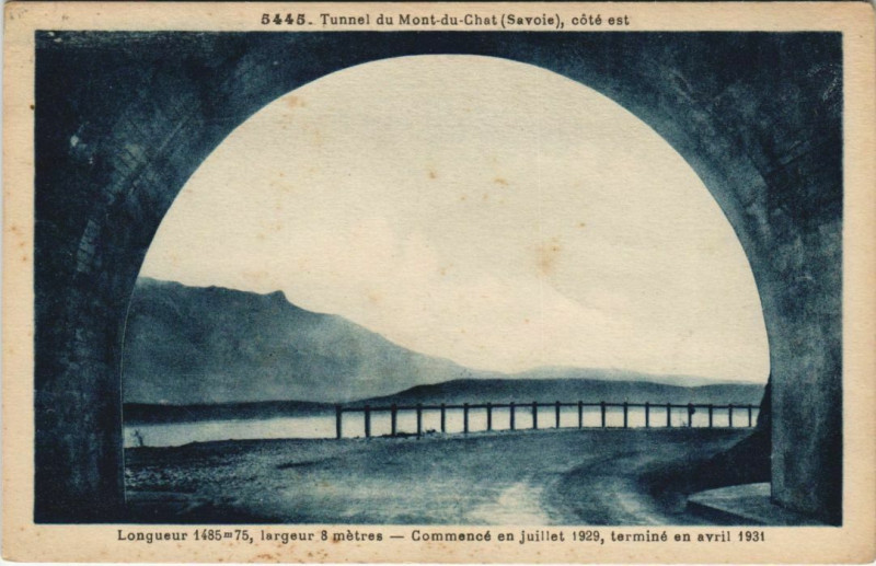 Carte postale ancienne Tunnel du Mont-du-Chat - Cote Est
