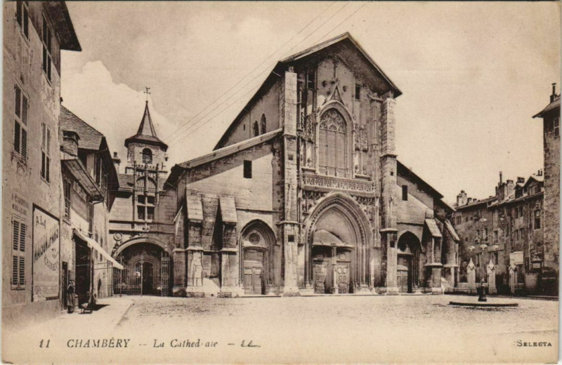 Carte postale ancienne Chambery La Cathedrale