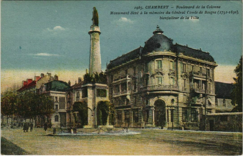 Carte postale ancienne Chambery Boulevard de la Colonne - Monument