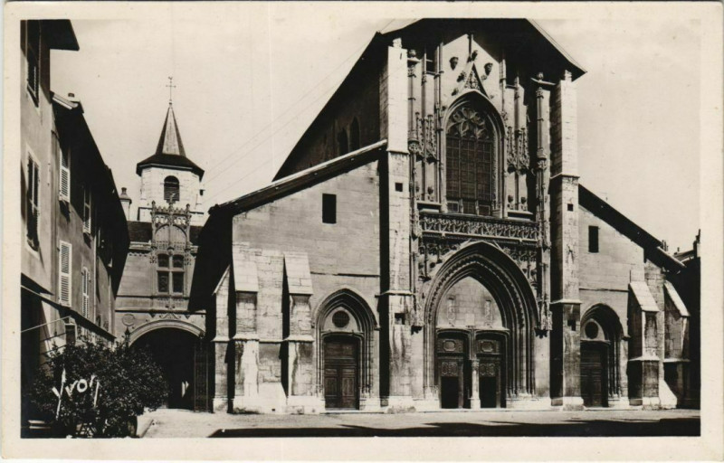 Carte postale ancienne Chambery La Cathedrale