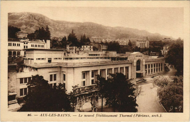 Carte postale ancienne Aix-les-Bains Le Nouvel Etablissement Thermal à Aix-les-Bains