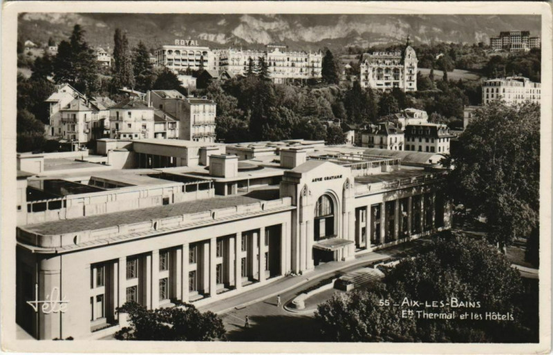 Carte postale ancienne Aix-les-Bains Etablissement Thermal et les Hotels à Aix-les-Bains