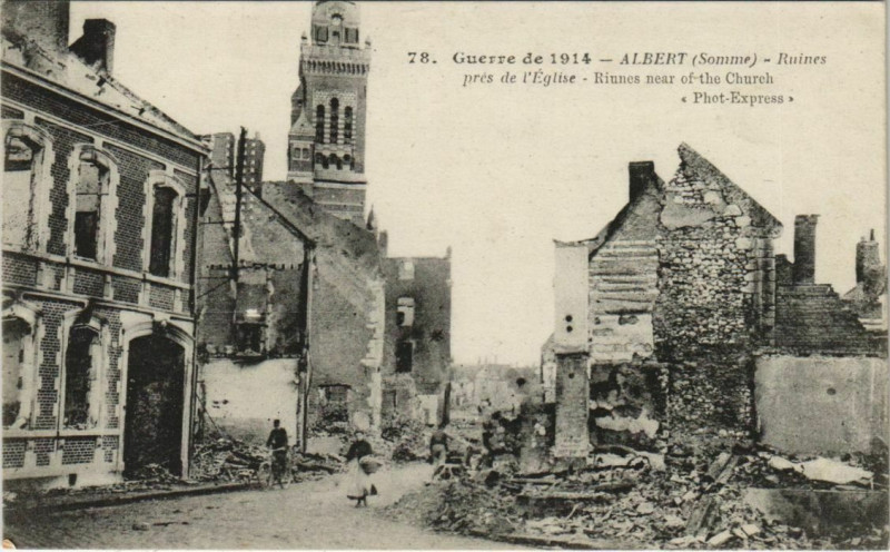 Carte postale ancienne Guerre Albert ruines à Albert