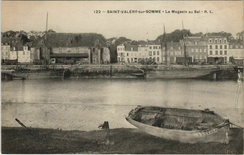 Carte postale ancienne Saint-Valery-Sur-Somme Le magasin au sel à Saint-Valery-sur-Somme