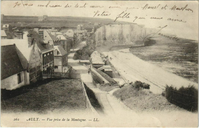 Carte postale ancienne Ault Vue prise de la Montagne à Ault