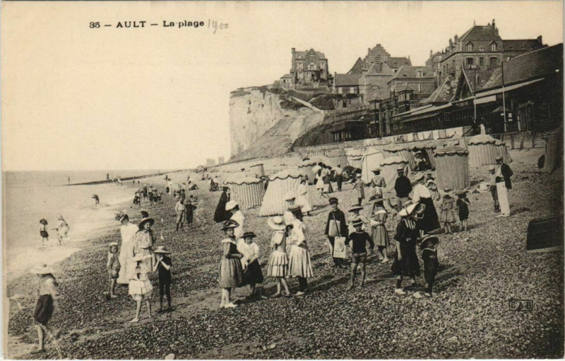 Carte postale ancienne Ault la plage à Ault