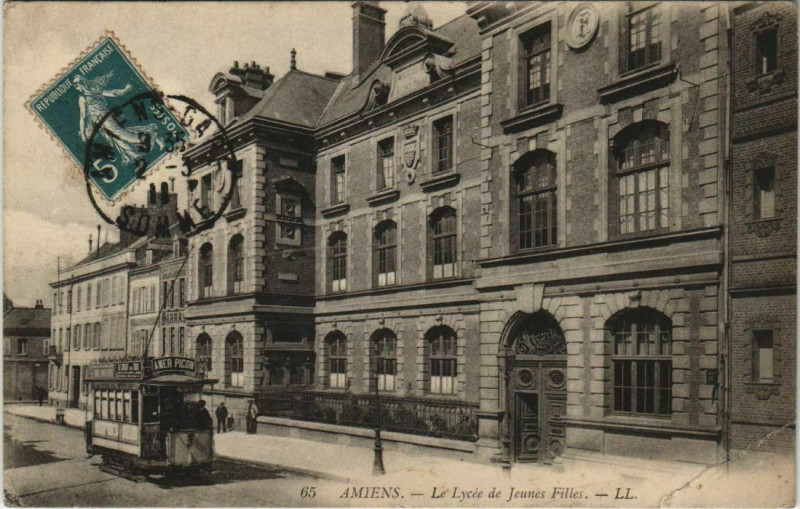 Carte postale ancienne Amiens Lycée de Jeunes Filles à Amiens