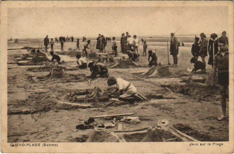 Carte postale ancienne Quend-Plage Jeux sur la plage à Quend