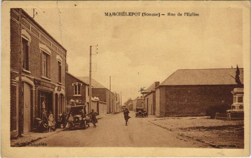 Carte postale ancienne Marchelepot Rue de l'Eglise à Rue