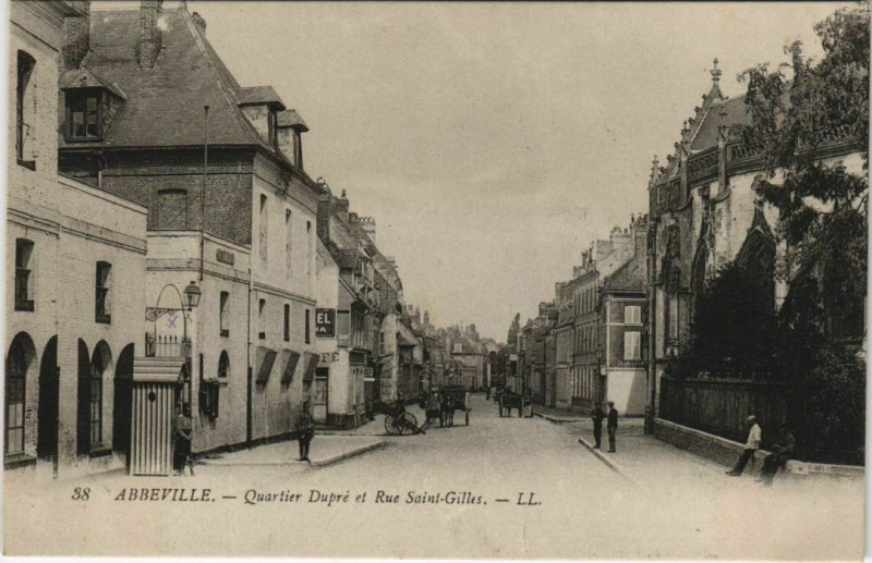 Carte postale ancienne Abbeville Quartier Dupré Rue Saint-Gilles à Abbeville