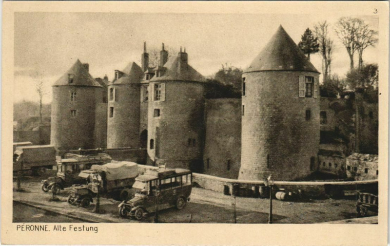Carte postale ancienne Peronne Le Chateau Alle Festung