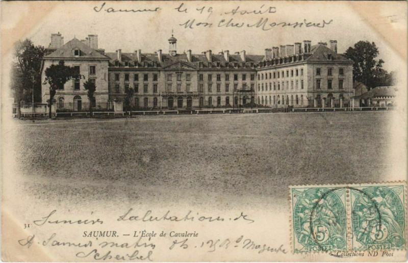 Carte postale ancienne Saumur Ecole de Cavalerie France à Saumur