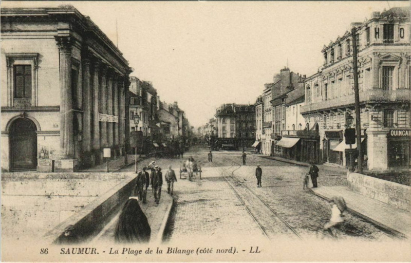 Carte postale ancienne Saumur La Plage de la Bilange France à Saumur