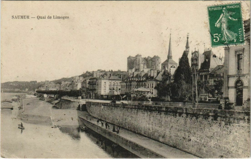 Carte postale ancienne Saumur Quai de Limoges France à Saumur